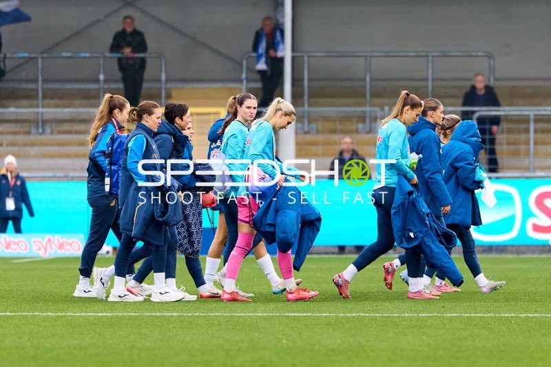 Spielerinnen und Betreuerinnen