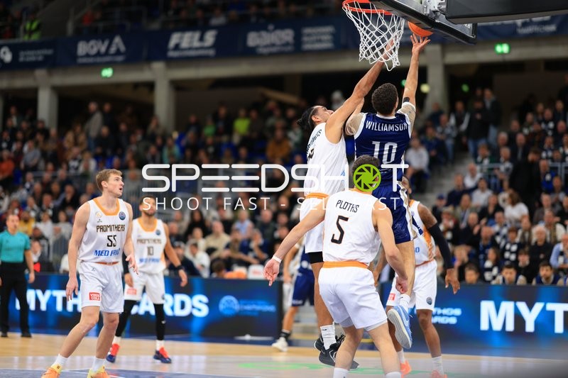 Szene mit J.P. Macura (55; Promitheas Patras Vikos Cola) am Korb