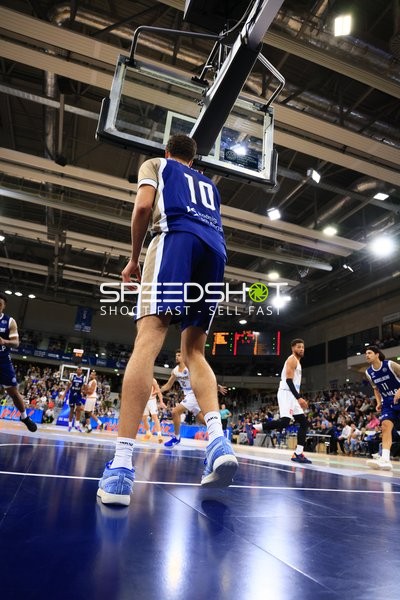 Samuell Williamson (10; MLP Academics Heidelberg) in Aktion