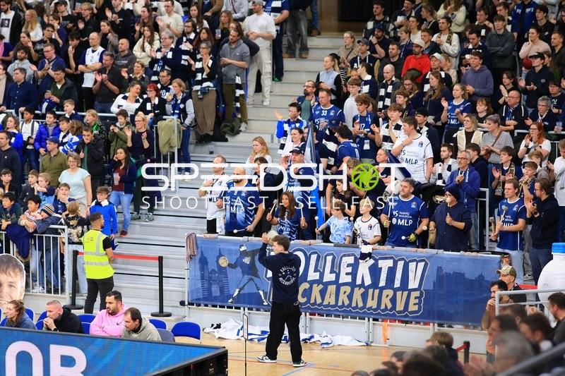 Fans der MLP Academics Heidelberg im SNP-Dome