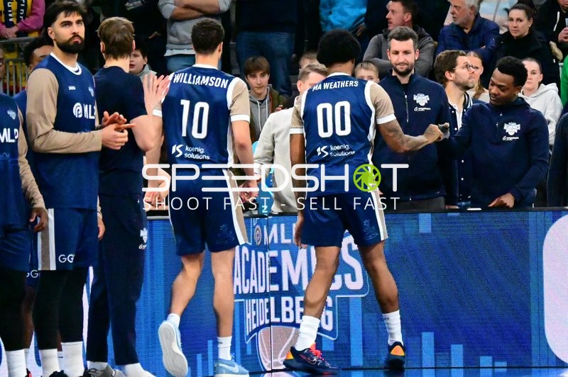 Szene mit Marcel Keßen (15; MLP Academics Heidelberg) und Teamkollegen