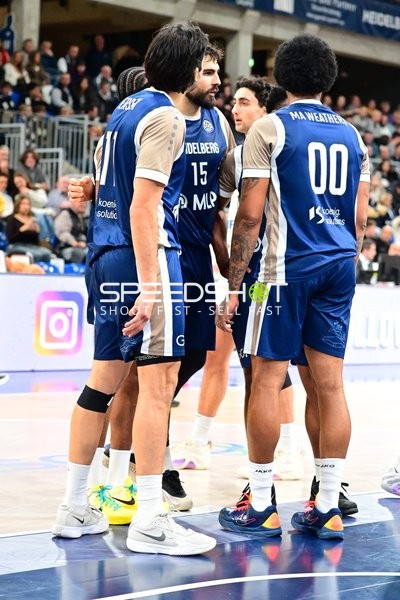 Szene mit Marcel Keßen (15; MLP Academics Heidelberg) und Osun Osunniyi (12; MLP Academics Heidelberg)