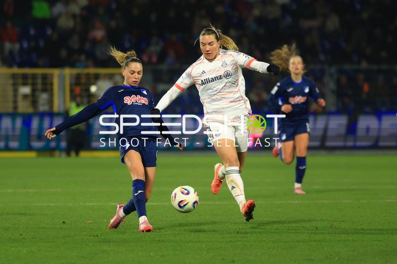 Zweikampf um den Ball