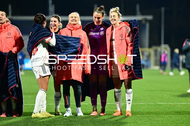 Spielerinnen zeigen Teamgeist