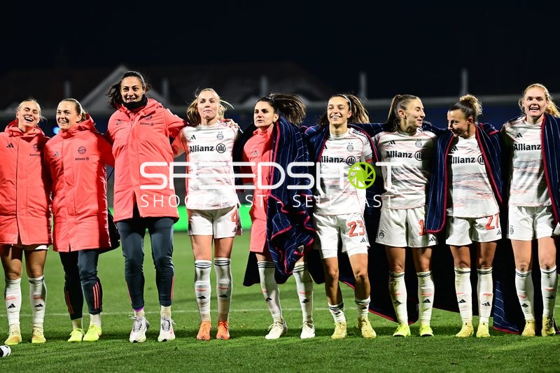Spielerinnen zeigen Teamgeist