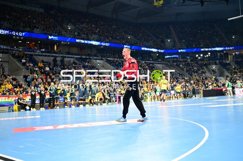 David Späth (29; Rhein Neckar Löwen) jubelt