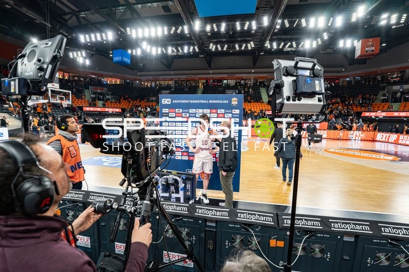 Justinian Jessup (10; FC Bayern Basketball) im Interview