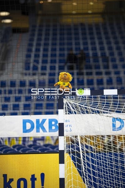 Maskottchen auf dem Tor