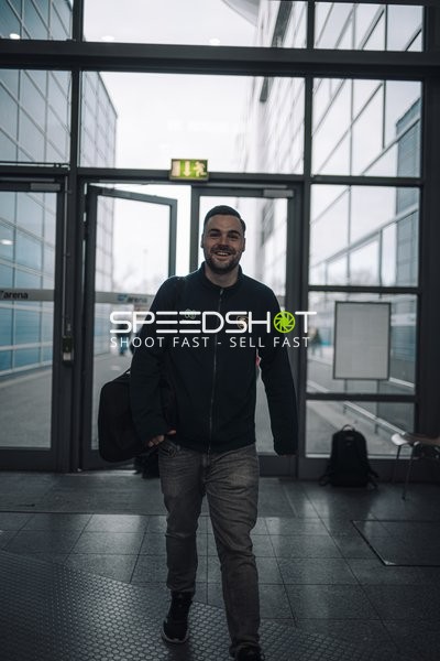 Ankunft von Dani Baijens (77; Rhein Neckar Löwen)