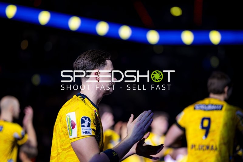 Torjubel von Mathias Larson (4; Rhein Neckar Löwen) und Steven Plucnar Jacobsen (9; Rhein Neckar Löwen)