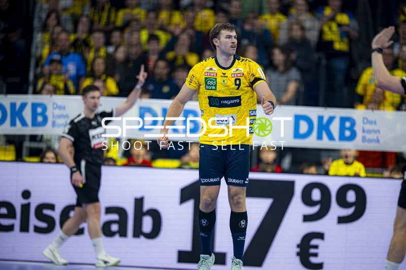 Spieler Steven Plucnar Jacobsen (9; Rhein Neckar Löwen) auf dem Feld
