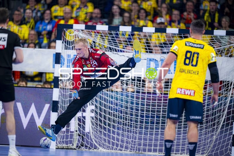 Parade von David Späth (29; Rhein Neckar Löwen)