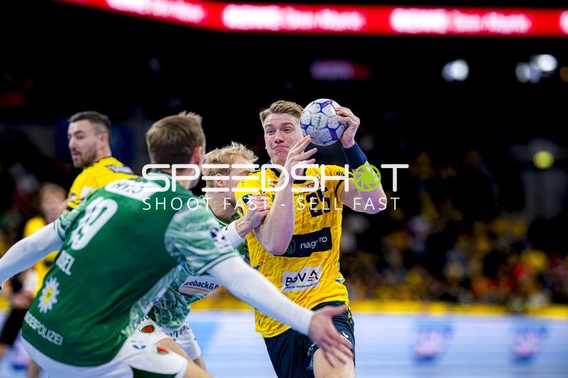 Wurf von Haukur Thrastarson (25; Rhein Neckar Löwen)