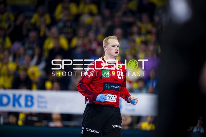 Torwart David Späth (29; Rhein Neckar Löwen) fokussiert