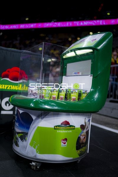 Werbeaufsteller Schwarzwaldmilch