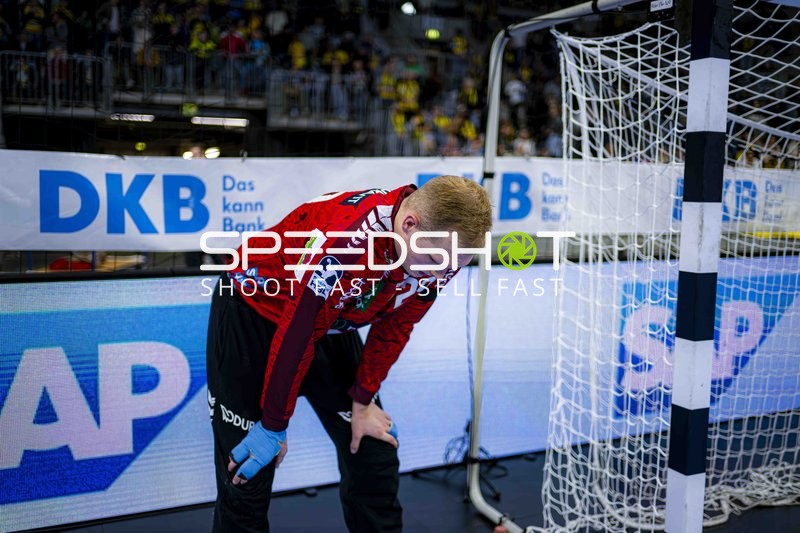 Torwart Mike Jensen (20; Rhein Neckar Löwen) am Tor