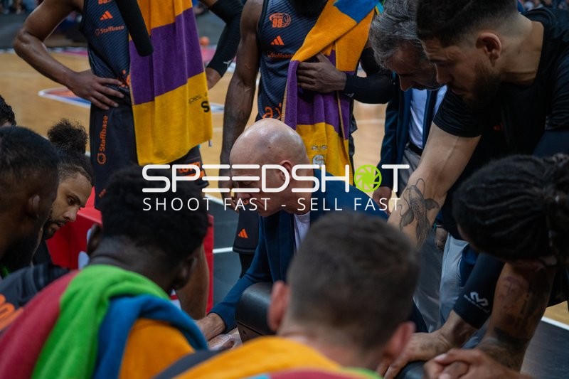 Timeout mit Rodrigo Pastore (, NINERS Chemnitz)