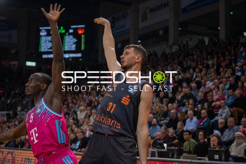 Robbie Beran Jr (31; NINERS Chemnitz) in Aktion