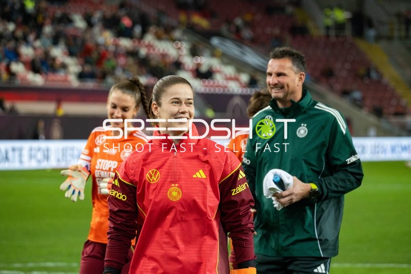 Torhüterinnen in Vorbereitung