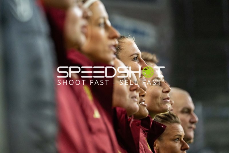 Spielerinnen in Konzentration