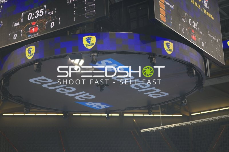 Spielstand 0:0 in SAP Arena