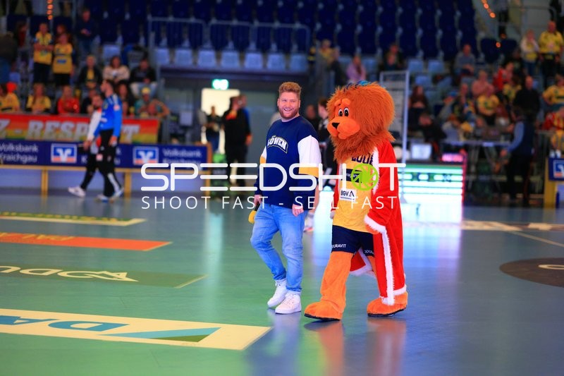 Kevin Gerwin Kevin Gerwin (49; Rhein Neckar Löwen) moderiert