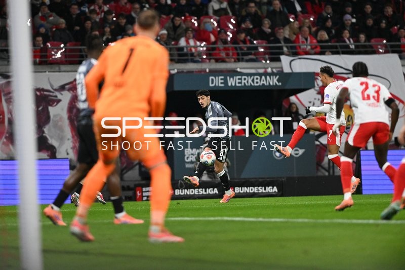 Ballkontrolle und Verteidigung