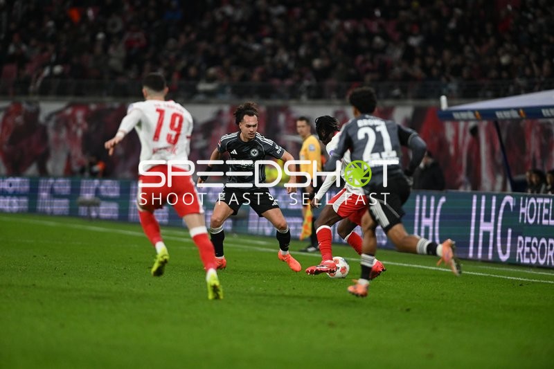 Zweikampf um den Ball