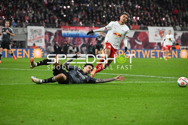 Zweikampf um den Ball