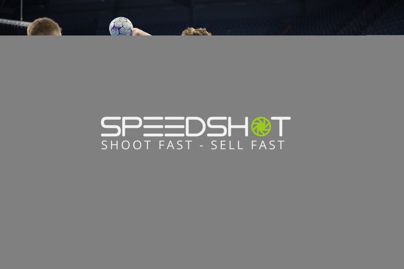 Handball-Szene mit Spielern von Rhein Neckar Löwen und HC Erlangen