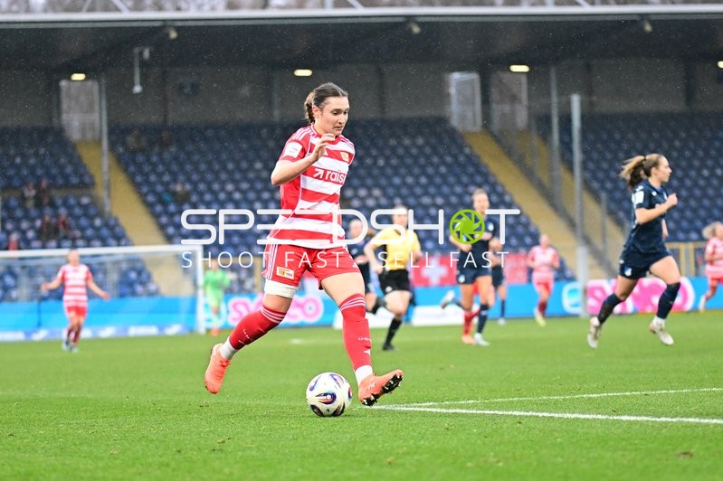 Ballkontrolle und Verteidigung