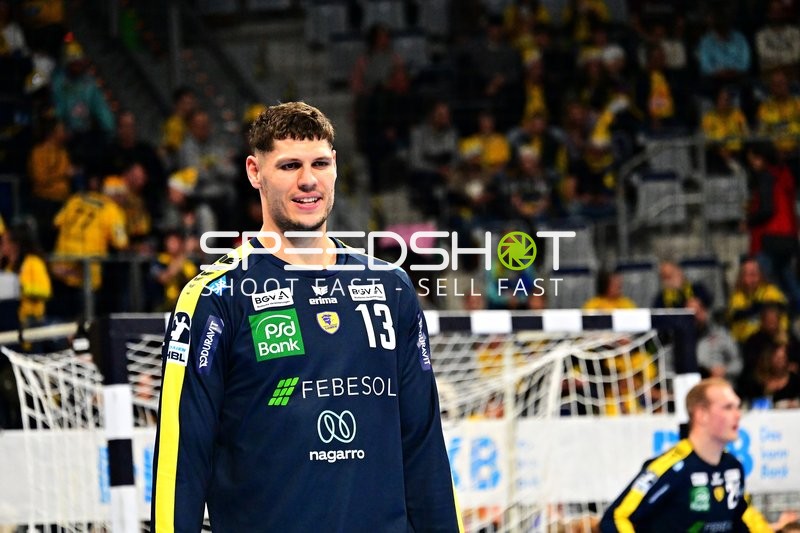 Sebastian Heymann (13; Rhein Neckar Löwen) und David Späth (29; Rhein Neckar Löwen) in Aktion