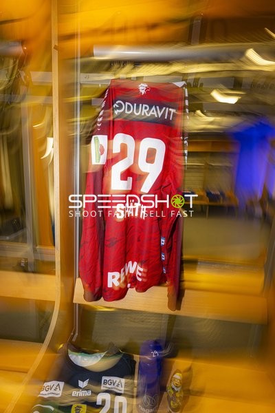 Trikot von David Späth (29; Rhein Neckar Löwen) in Kabine