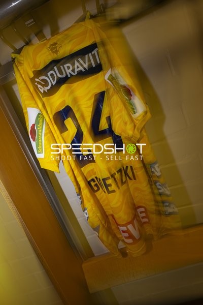 Trikot von Patrick Groetzki (24; Rhein Neckar Löwen) in der Kabine