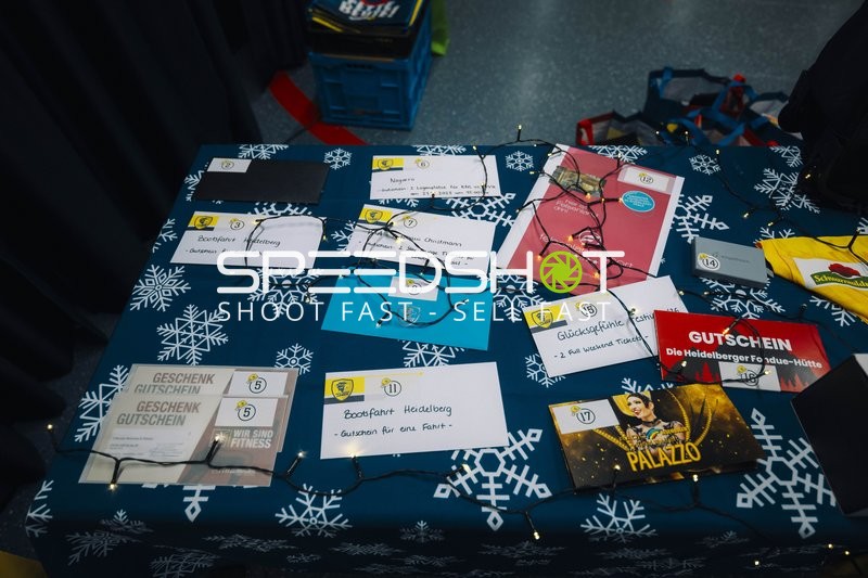 Gutscheine auf Tisch