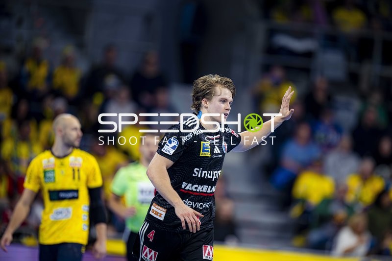 Mathias Larson (4; Rhein Neckar Löwen) in Aktion