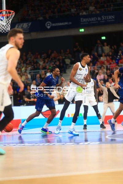 Szene mit Spielern auf dem Spielfeld