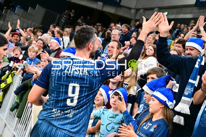 Fan-Szene bei MLP Academics Heidelberg