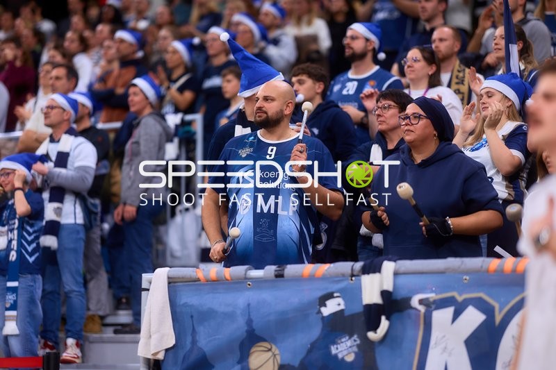 Fan-Szene mit Paul Zipser (9; MLP Academics Heidelberg)