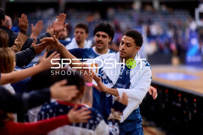 Erol Ersek (11; MLP Academics Heidelberg) und Kevin McClain (3; MLP Academics Heidelberg) in Aktion