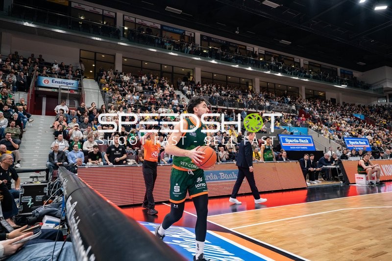 Clayton Thomas Guillozet (4; Gladiators Trier) auf dem Spielfeld