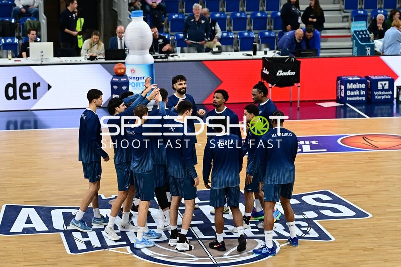 Szene mit Marcel Keßen (15; MLP Academics Heidelberg) und Teamkollegen