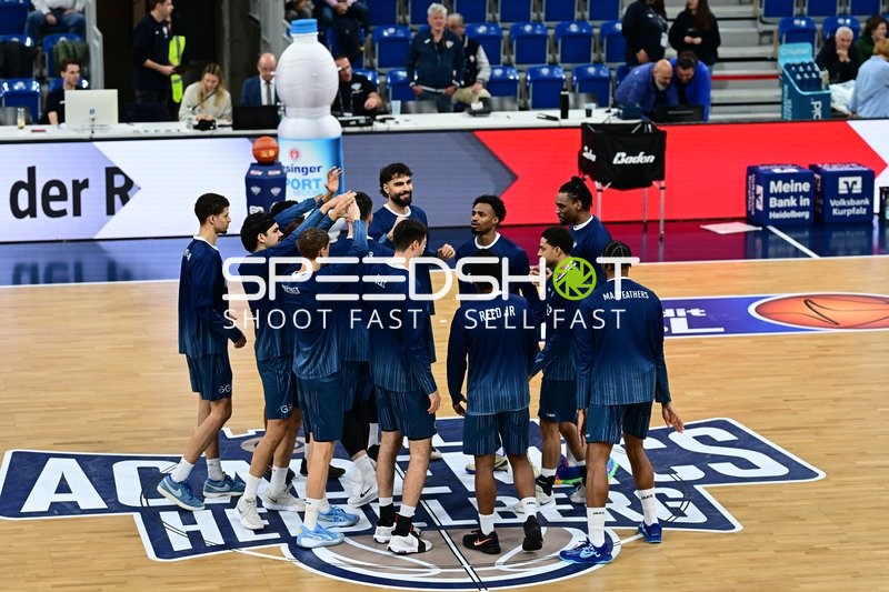 Szene mit Marcel Keßen (15; MLP Academics Heidelberg) und Teamkollegen