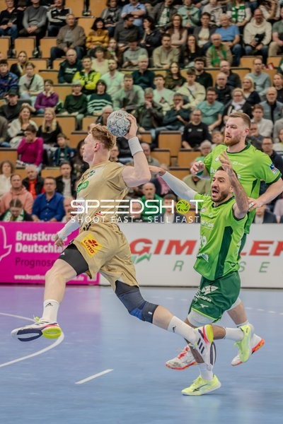 Ahmed Nafea (79; HSG Wetzlar) und Nikola Grahovac (2; HSG Wetzlar) in Aktion