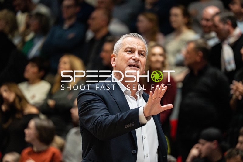 Ilias Zouros (999; Panionios Athen) in Aktion