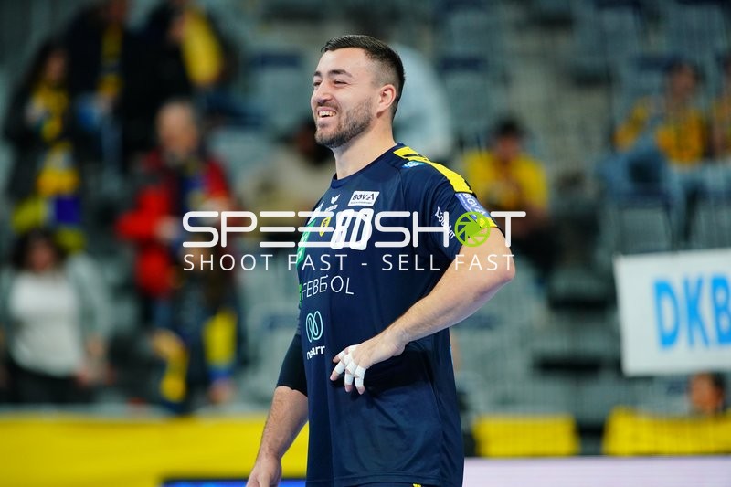 Jannik Kohlbacher (80; Rhein Neckar Löwen) in Aktion