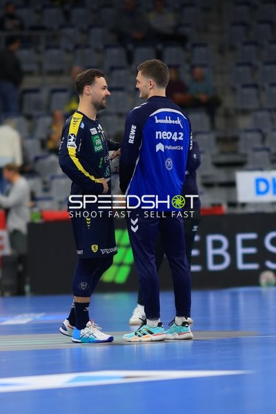 Szene mit Spielern von Rhein Neckar Löwen und VfL Gummersbach