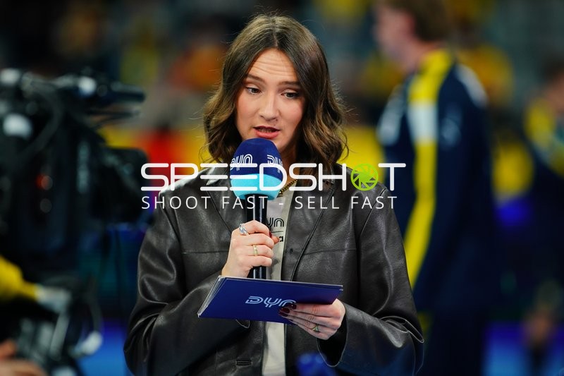 Moderation mit Mikrofon