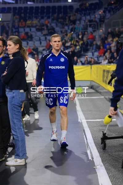 Spieler am Spielfeldrand