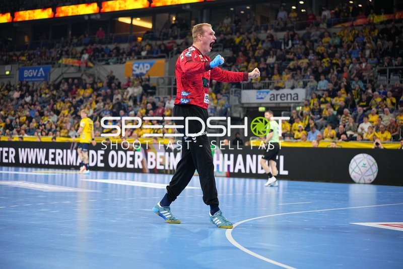 David Späth (29; Rhein Neckar Löwen) in Aktion